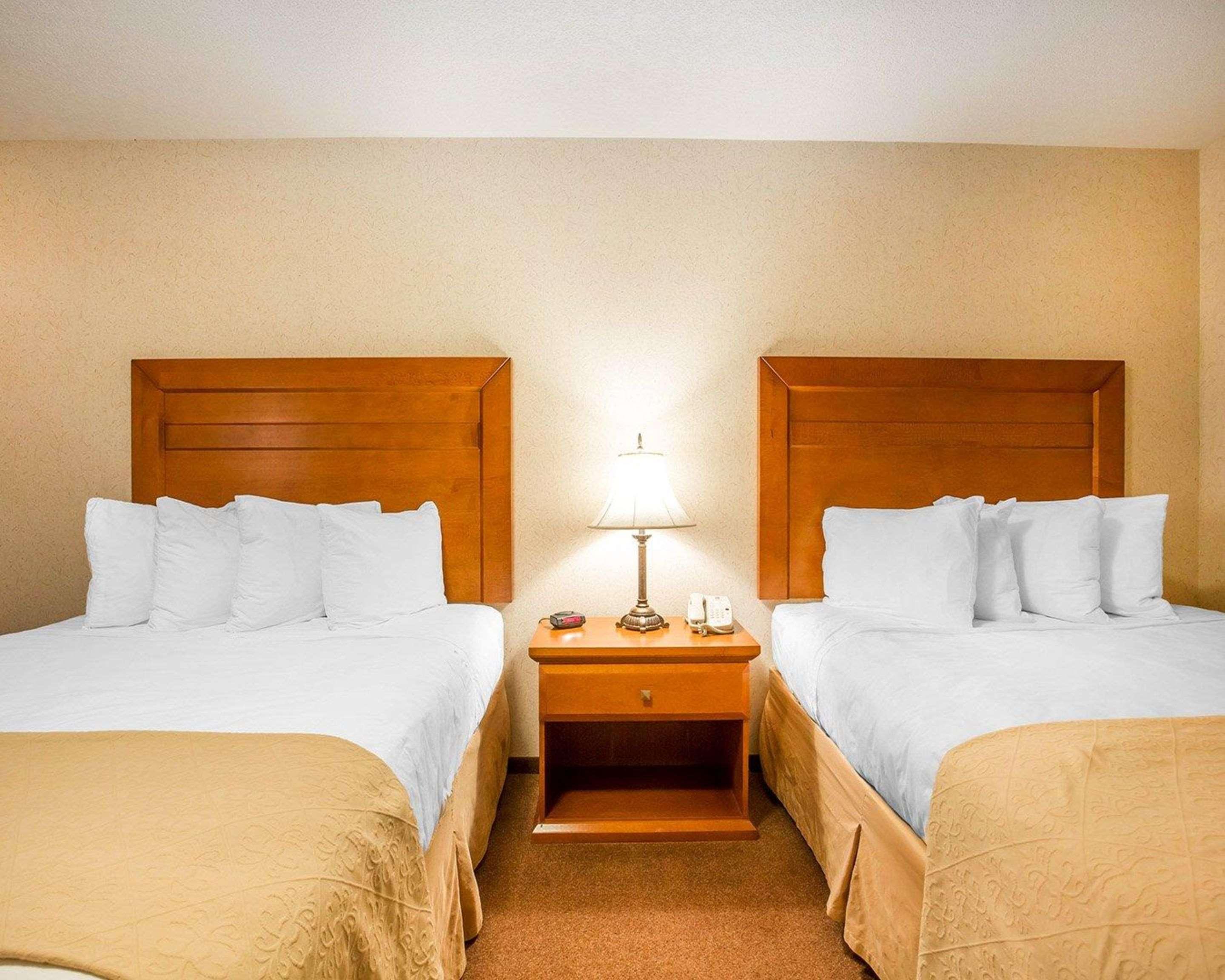 Quality Inn & Suites Lethbridge Dış mekan fotoğraf