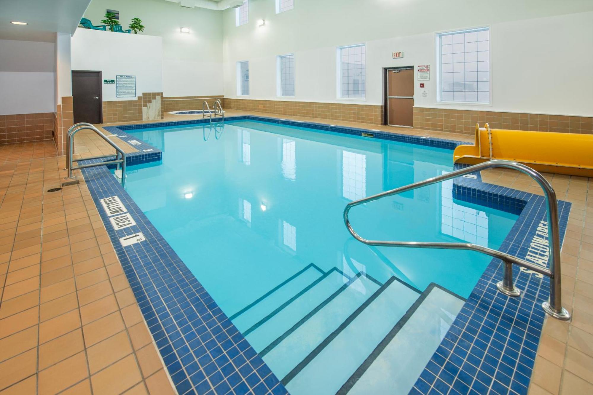 Quality Inn & Suites Lethbridge Dış mekan fotoğraf