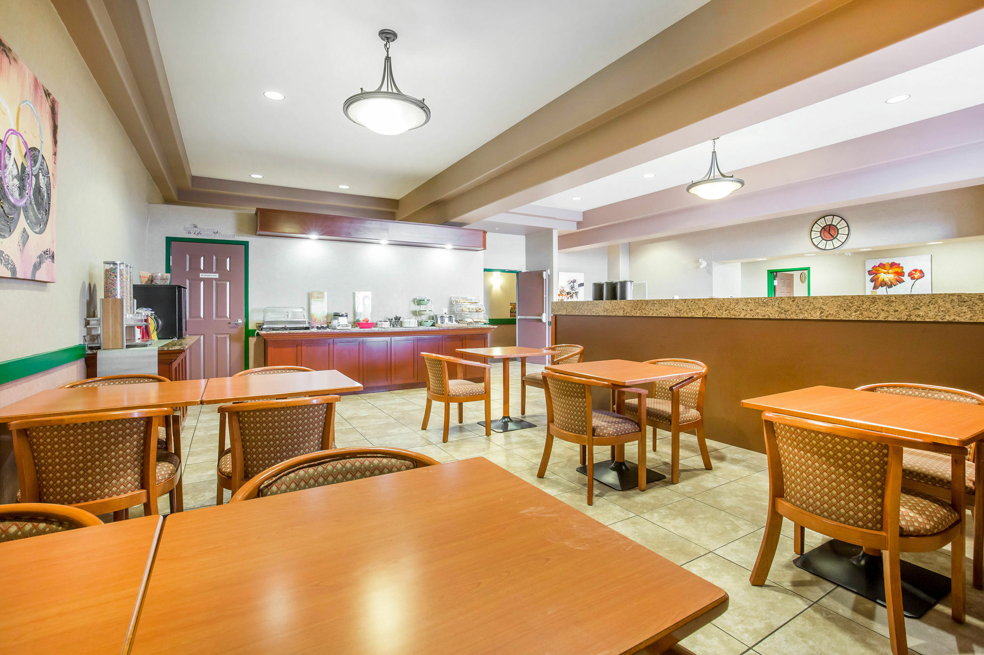 Quality Inn & Suites Lethbridge Dış mekan fotoğraf